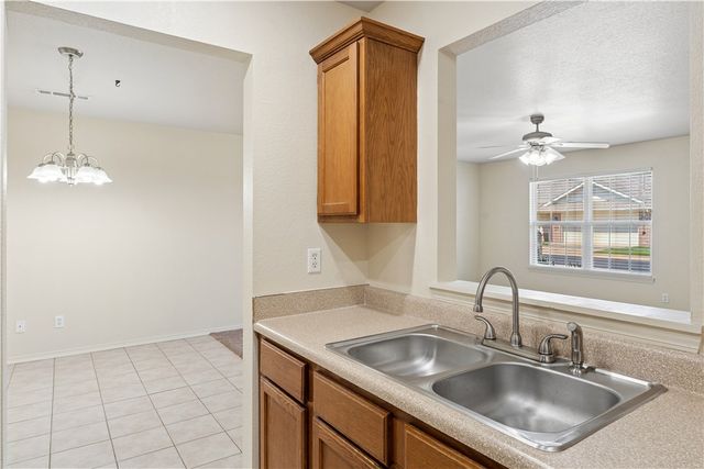 805 N 19th Street, Rogers, AR 72756