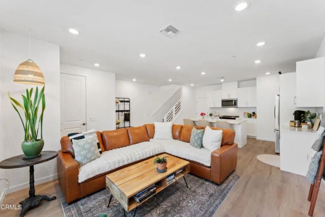 2434 Haley Point Drive 103, Ventura, CA 93003