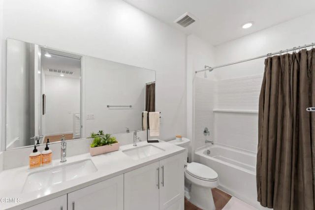 2434 Haley Point Drive 103, Ventura, CA 93003