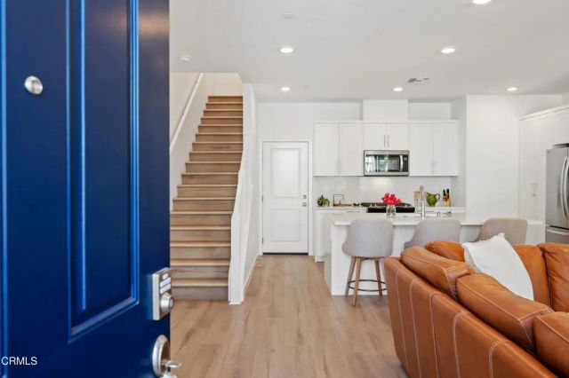2434 Haley Point Drive 103, Ventura, CA 93003