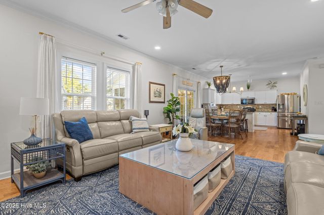 160 Bobwhite Circle, Swansboro, NC 28584