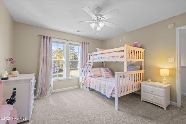 160 Bobwhite Circle, Swansboro, NC 28584