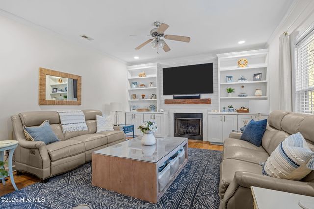 160 Bobwhite Circle, Swansboro, NC 28584