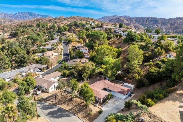 9434 Wheatland, Sunland, CA 91040