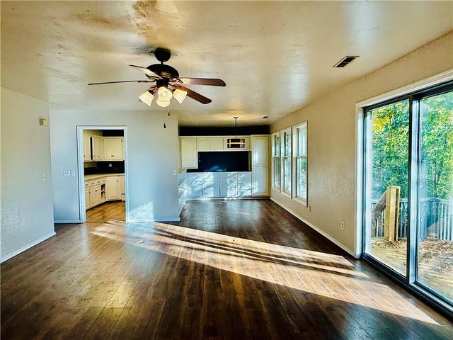 26 Shakespeare Drive, Bella Vista, AR 72714