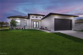 602 NW 25th TER, Cape Coral, FL 33993