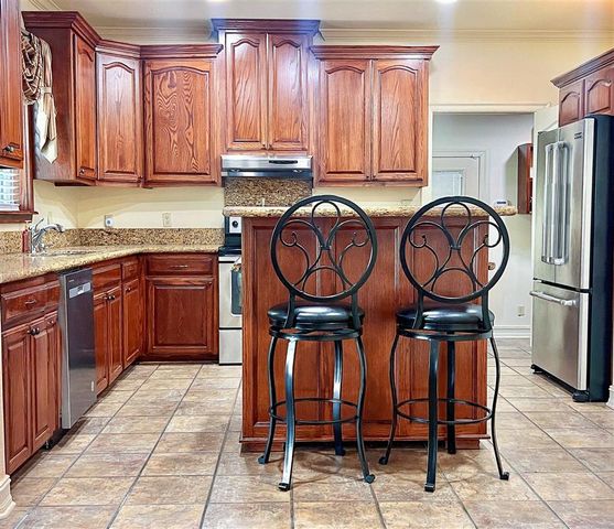 7008 Captains Cove, Lake Charles, LA 70605