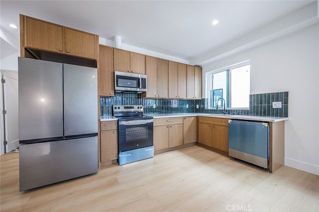 2938 S Sycamore Avenue 1, Los Angeles, CA 90016