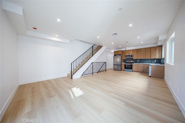 2938 S Sycamore Avenue 1, Los Angeles, CA 90016