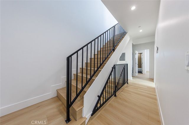 2938 S Sycamore Avenue 1, Los Angeles, CA 90016