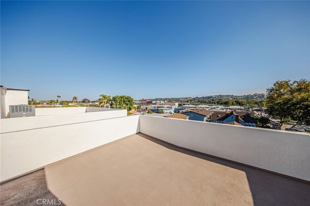 2938 S Sycamore Avenue 1, Los Angeles, CA 90016