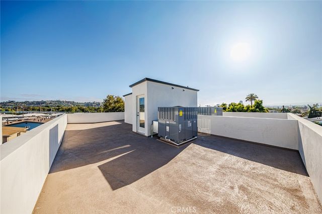 2938 S Sycamore Avenue 1, Los Angeles, CA 90016