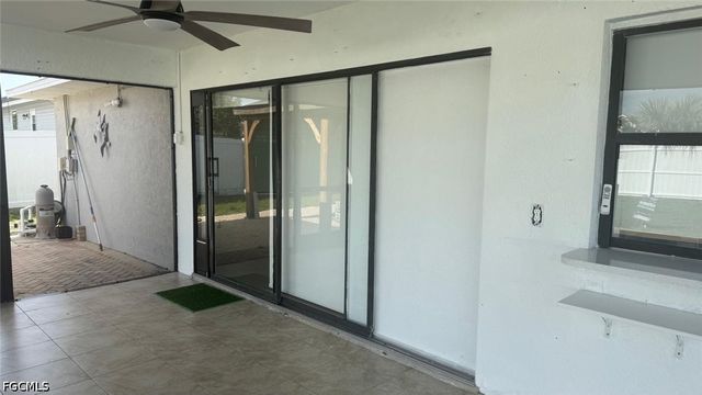 1319 SW 10th PL, Cape Coral, FL 33991