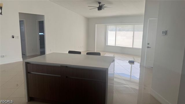 1319 SW 10th PL, Cape Coral, FL 33991