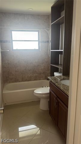 1319 SW 10th PL, Cape Coral, FL 33991