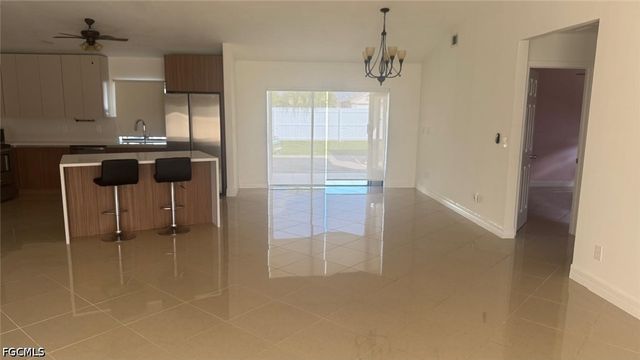 1319 SW 10th PL, Cape Coral, FL 33991