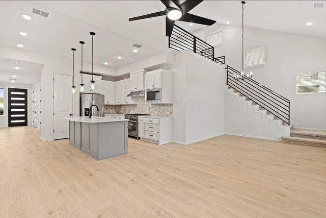 1612 Kit CIR, Austin, TX 78758