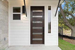 1612 Kit CIR, Austin, TX 78758