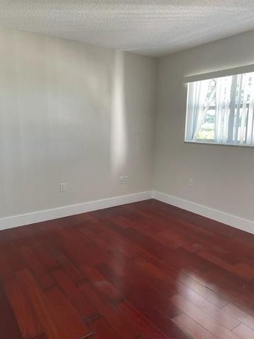 7400 NW 85th Court 101, Tamarac, FL 33321