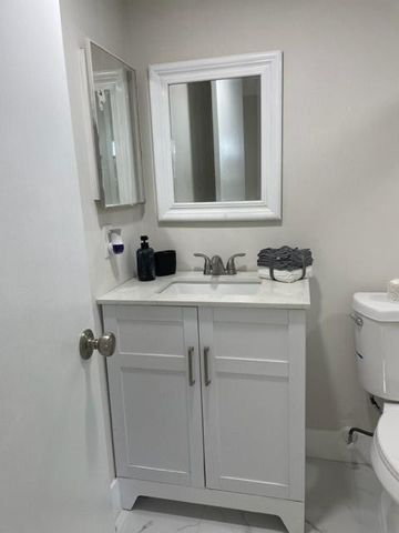 7400 NW 85th Court 101, Tamarac, FL 33321