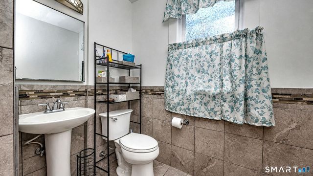 82 Leete Street, West Haven, CT 06516