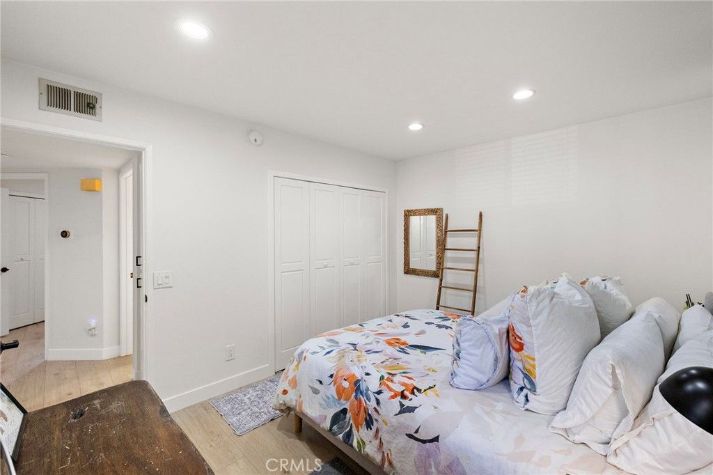Image 11 of property listing at 28142 Mariposa 158, Laguna Niguel, CA 92677