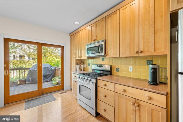 203 DARTMOUTH AVE, Swarthmore, PA 19081