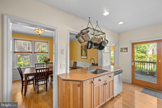 203 DARTMOUTH AVE, Swarthmore, PA 19081