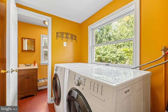 203 DARTMOUTH AVE, Swarthmore, PA 19081