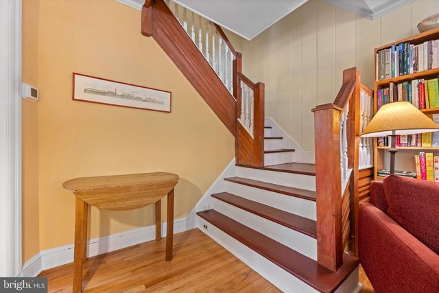 203 DARTMOUTH AVE, Swarthmore, PA 19081