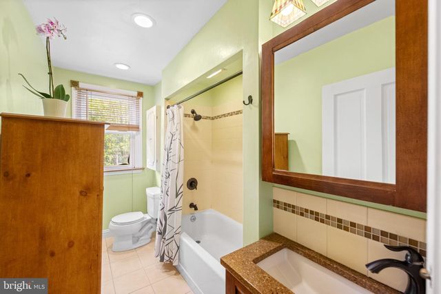 203 DARTMOUTH AVE, Swarthmore, PA 19081