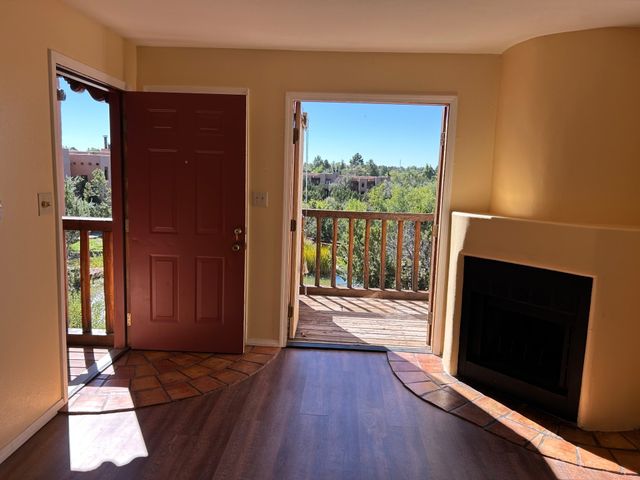 2600 W. Zia B14, Santa Fe, NM 87505