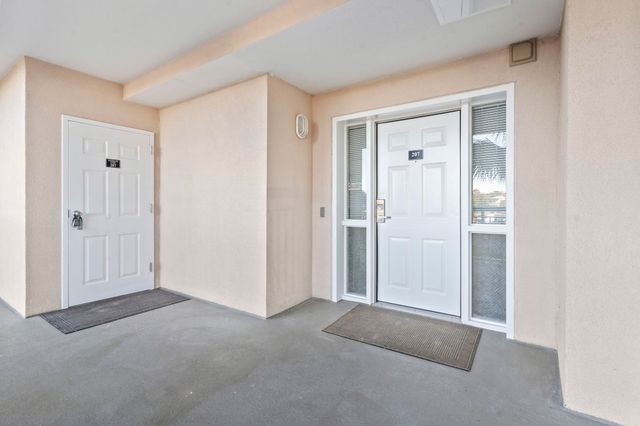 4801 Harbor Pointe Dr Unit 207, North Myrtle Beach, SC 29582