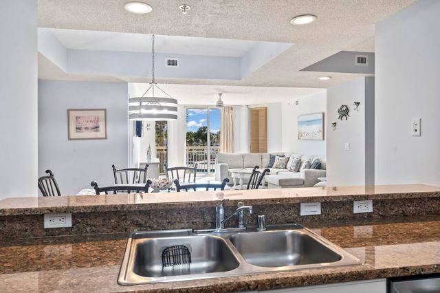 4801 Harbor Pointe Dr Unit 207, North Myrtle Beach, SC 29582