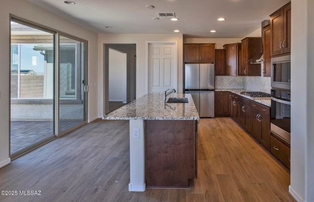 7988 S Sonoran Oak Drive, Tucson, AZ 85747