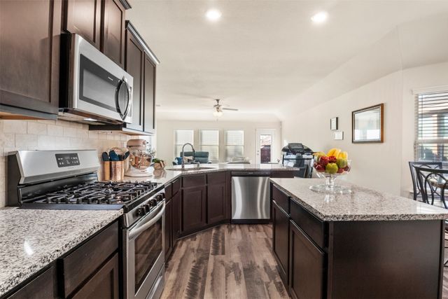 217 Watson Street, Red Oak, TX 75154