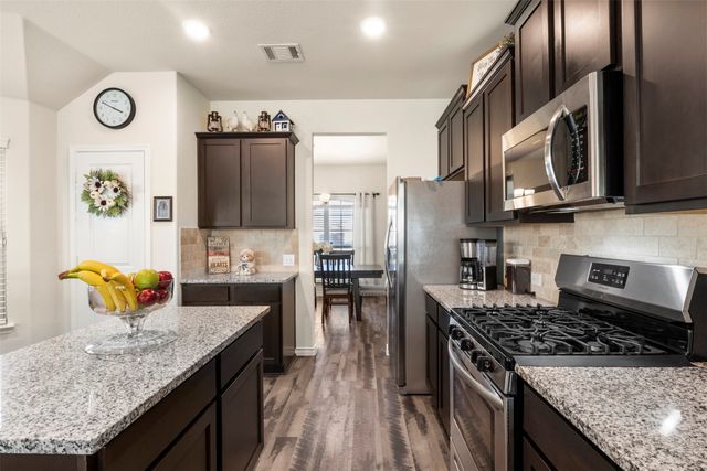 217 Watson Street, Red Oak, TX 75154