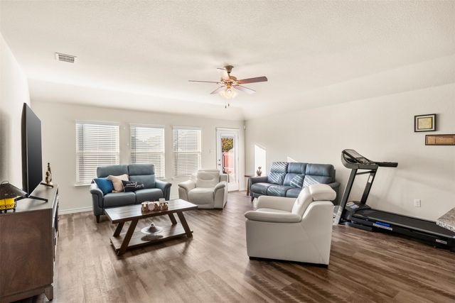 217 Watson Street, Red Oak, TX 75154