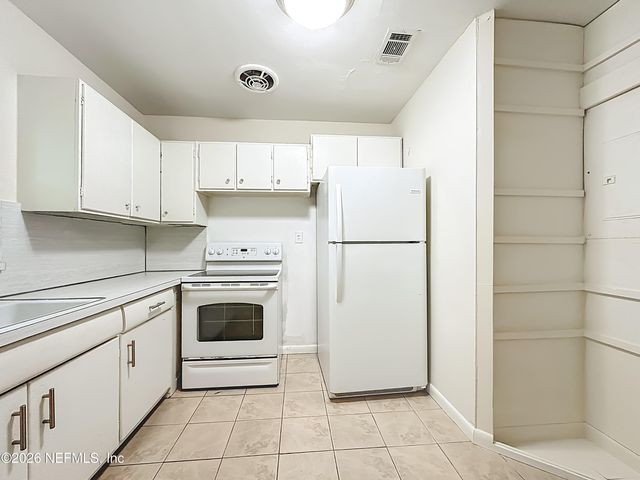 5704 MICHIGAN Avenue, Jacksonville, FL 32211