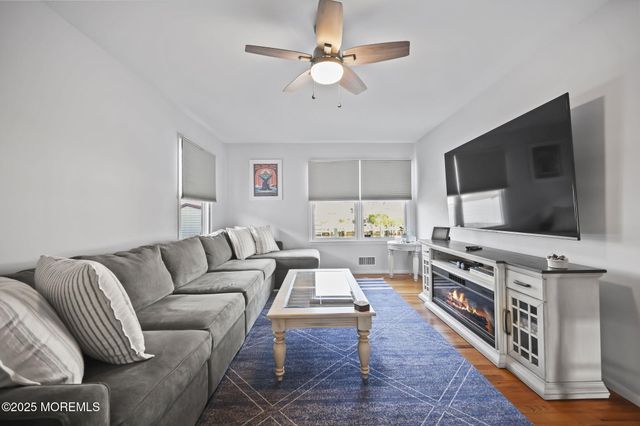 29 W Pampano Drive, Brick, NJ 08723