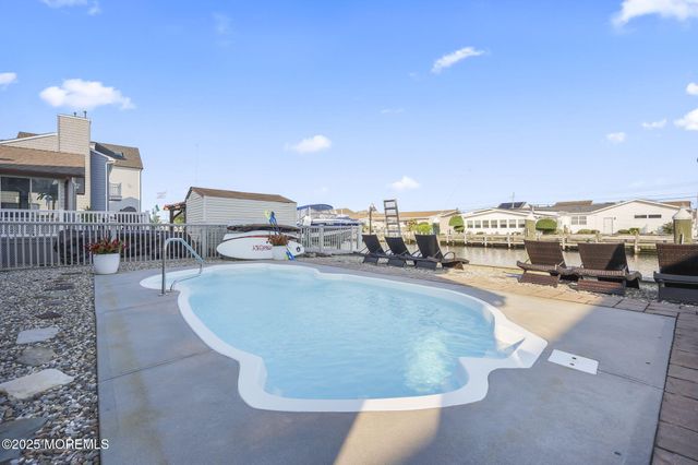 29 W Pampano Drive, Brick, NJ 08723