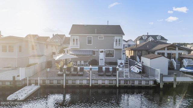 29 W Pampano Drive, Brick, NJ 08723