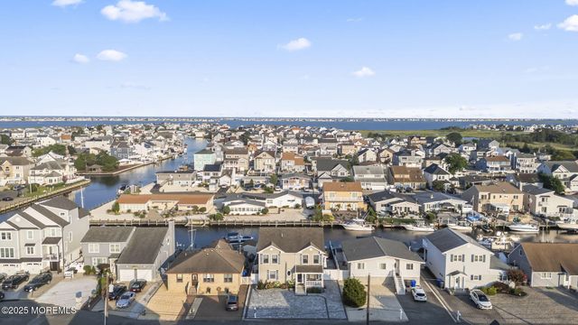 29 W Pampano Drive, Brick, NJ 08723