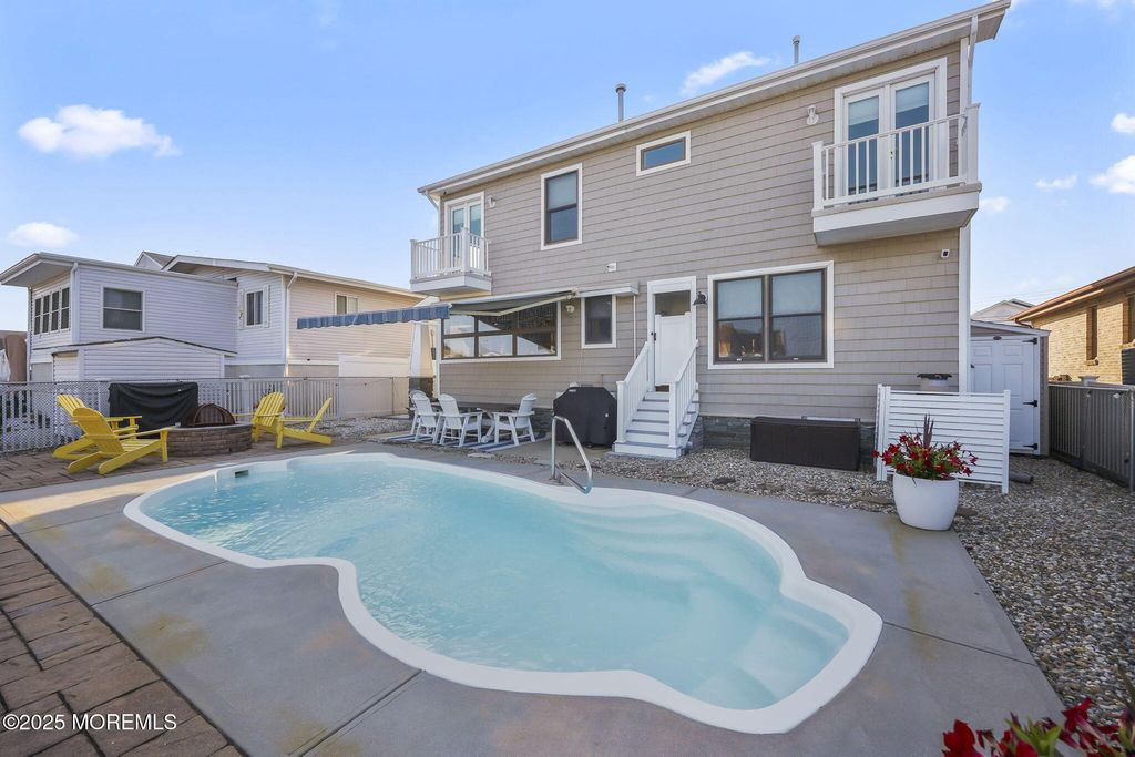 29 W Pampano Drive, Brick, NJ 08723