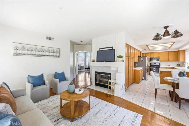 11453 Plane Tree, Fontana, CA 92337