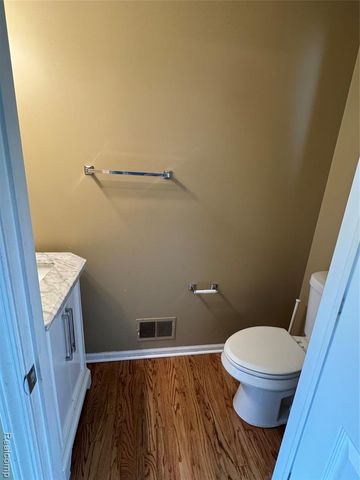 7753 Turrillium Lane, Waterford, MI 48327