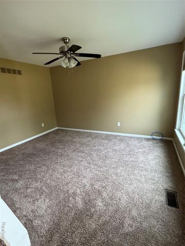 7753 Turrillium Lane, Waterford, MI 48327