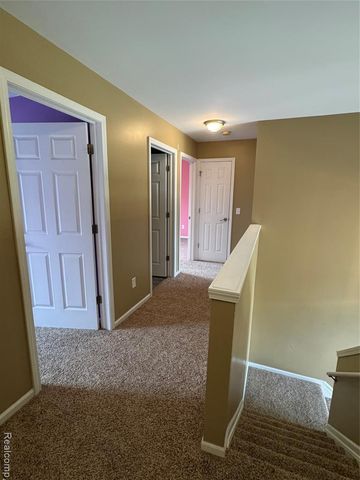 7753 Turrillium Lane, Waterford, MI 48327
