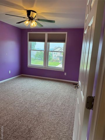 7753 Turrillium Lane, Waterford, MI 48327