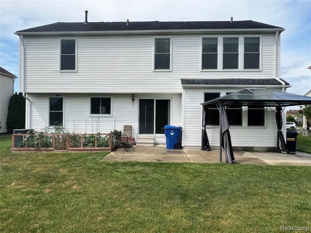 7753 Turrillium Lane, Waterford, MI 48327